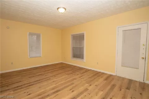Living - 81 E Dalton St, Akron, OH 44310 photo 1 of 3