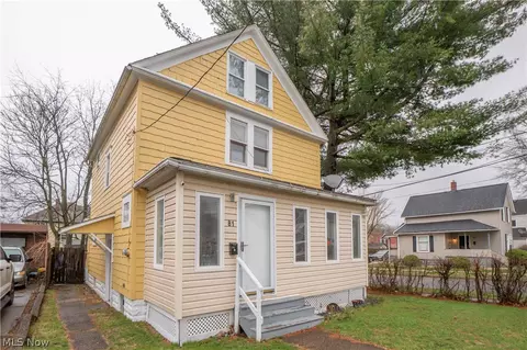 Exterior - 81 E Dalton St, Akron, OH 44310 photo 7 of 8