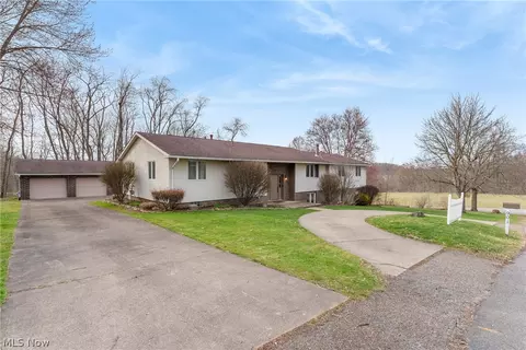 901 N Marion Ave, Louisville, OH 44641