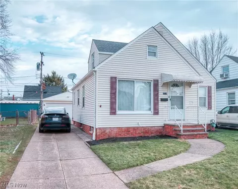 7514 Arden Ave, Parma, OH 44129