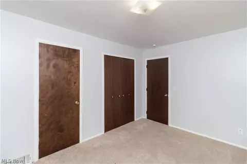 6448 Ridge Rd, Parma, OH 44129 photo 14