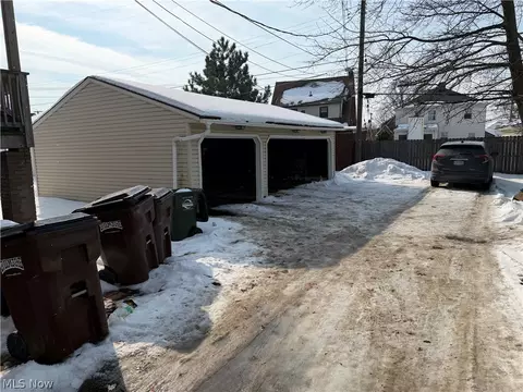 6448 Ridge Rd, Parma, OH 44129 photo 6