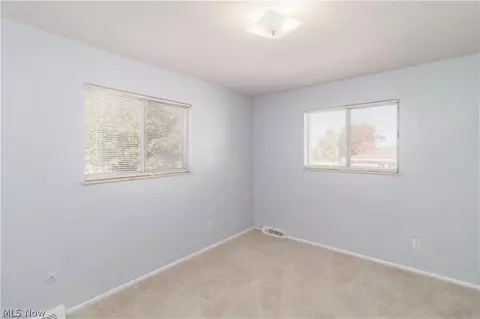 6448 Ridge Rd, Parma, OH 44129 photo 15