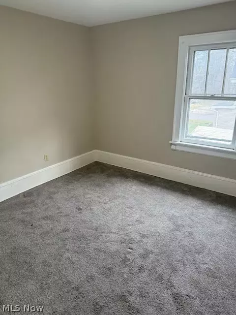 Bedroom - 49 W Salome Ave, Akron, OH 44310 photo 4 of 11