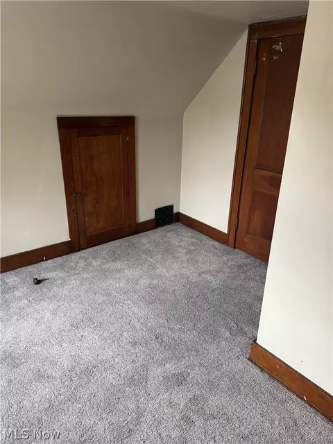 Bedroom - 49 W Salome Ave, Akron, OH 44310 photo 10 of 11