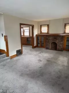 Living - 49 W Salome Ave, Akron, OH 44310 photo 1 of 3