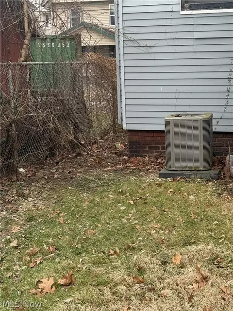 Exterior - 49 W Salome Ave, Akron, OH 44310 photo 2 of 2