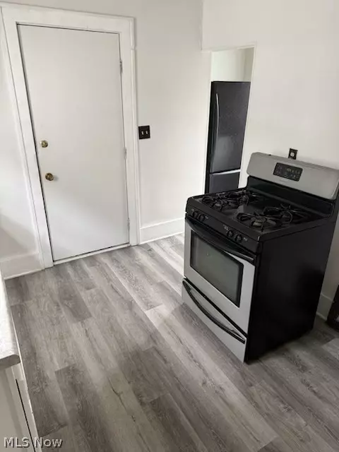 Kitchen - 49 W Salome Ave, Akron, OH 44310 photo 1 of 2
