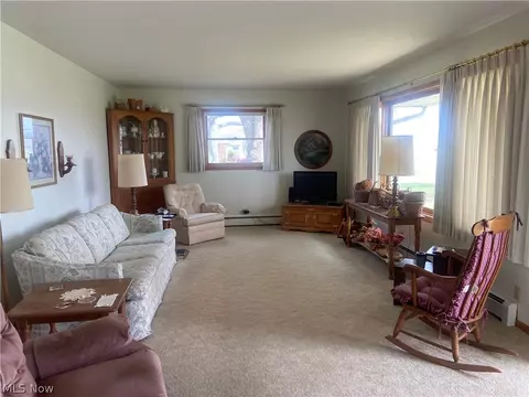 5671 E State Rd, Newcomerstown, OH 43832 photo 2