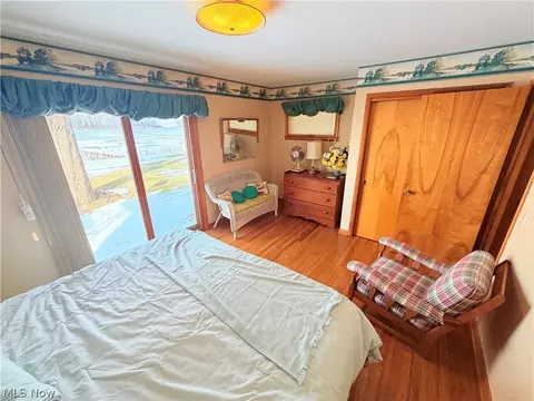 Bedroom - 7631 E Downend Dr, Lakeside Marblehead, OH 43440 photo 5 of 5