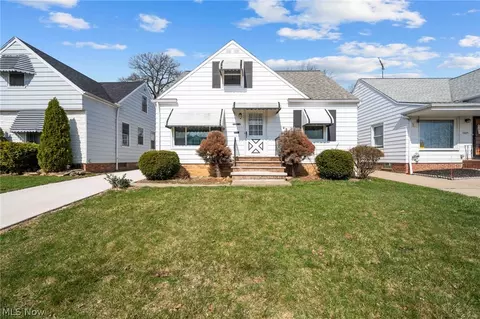 13019 Darlington Ave, Garfield Heights, OH 44125
