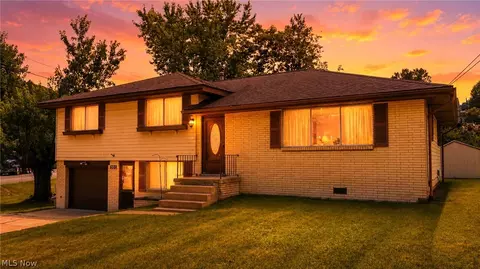 301 Alpine Dr, Toronto, OH 43964