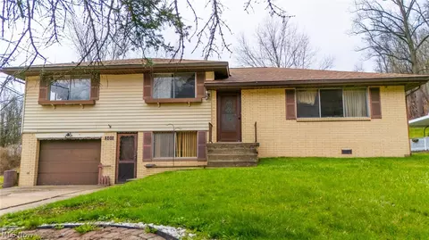 301 Alpine Dr, Toronto, OH 43964