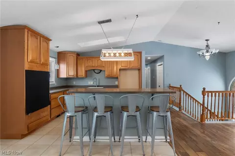 4885 Will Dr, New Franklin, OH 44319 photo 12