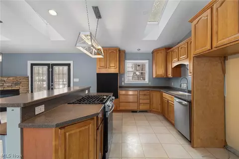 4885 Will Dr, New Franklin, OH 44319 photo 14