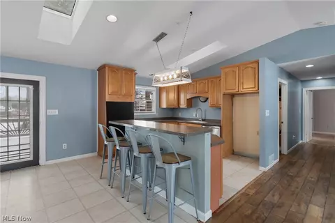 4885 Will Dr, New Franklin, OH 44319 photo 11