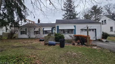 237 N Turner Rd, Youngstown, OH 44515