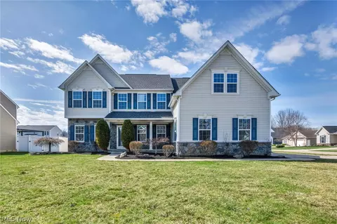 7312 Warblers Ln, North Ridgeville, OH 44039