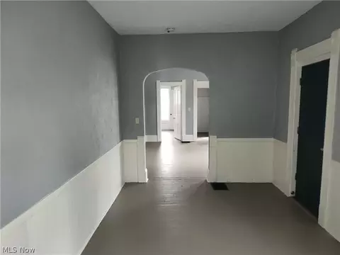 Entry Way - 4826 Cornell Ave, Ashtabula, OH 44004 photo 6 of 6