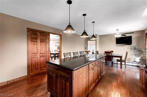 Kitchen - 2960 Millgate Dr, Willoughby Hills, OH 44094 photo 5 of 5