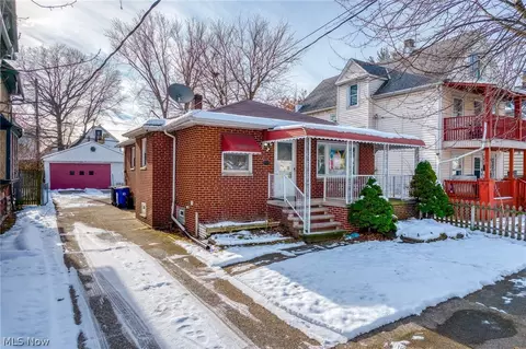 3817 Woodbridge Ave, Cleveland, OH 44109