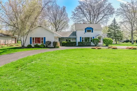 7101 Reynolds Rd, Mentor, OH 44060