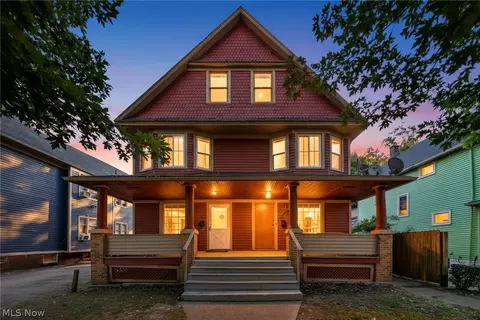 3847 W 38th St, Cleveland, OH 44109