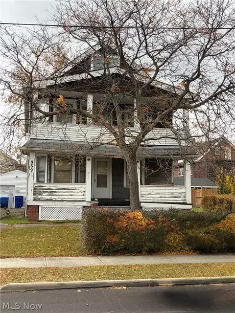 969 Evangeline Rd, Cleveland, OH 44110