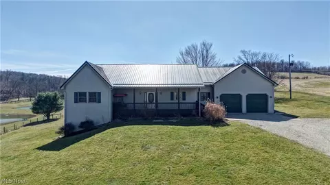 29100 Flat Run Rd, Danville, OH 43014