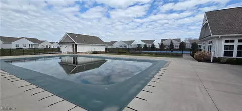 Exterior - 701 Cedar Crest Dr, Elyria, OH 44035 photo 6 of 6