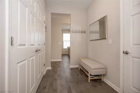 Entry Way - 701 Cedar Crest Dr, Elyria, OH 44035 photo 2 of 3