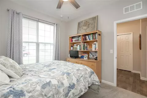 Bedroom - 701 Cedar Crest Dr, Elyria, OH 44035 photo 6 of 7