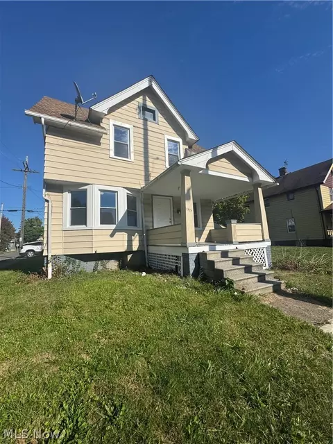 3575 E 105th St, Cleveland, OH 44105