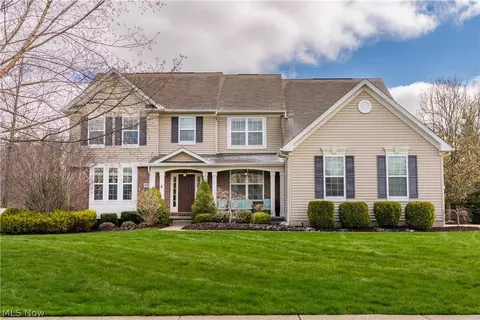 17159 Waterbridge Dr, North Royalton, OH 44133
