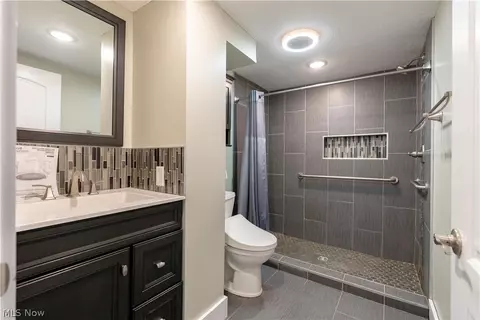 6116 Melody Rd NE, Canton, OH 44721 photo 26