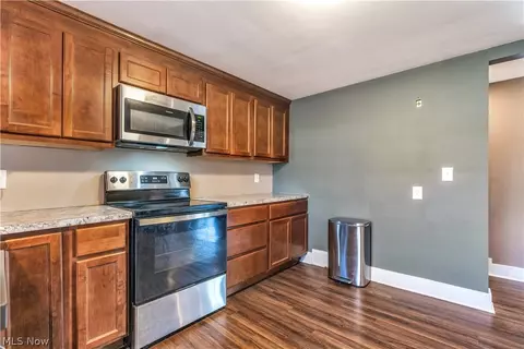 6116 Melody Rd NE, Canton, OH 44721 photo 12