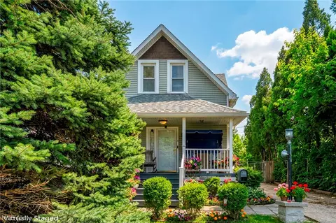 12909 Sprecher Ave, Cleveland, OH 44135