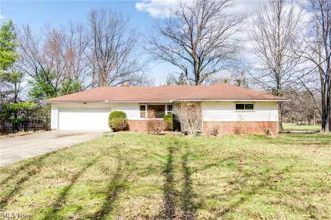 28755 Chardon Rd, Willoughby Hills, OH 44092