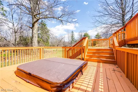Exterior - 28755 Chardon Rd, Willoughby Hills, OH 44092 photo 5 of 7