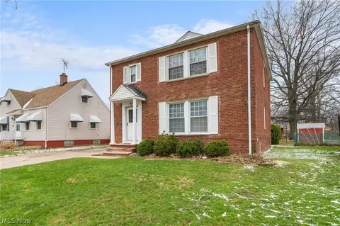 942 E 236th St, Euclid, OH 44123 photo 21
