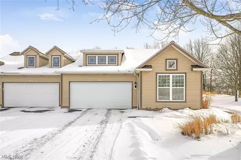 2195 Southampton Ln, Avon, OH 44011