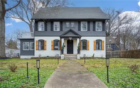 14605 S Woodland Rd, Shaker Heights, OH 44120