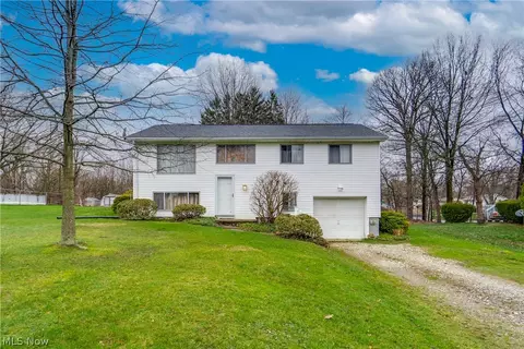 5776 Sonata Ave, Clinton, OH 44216