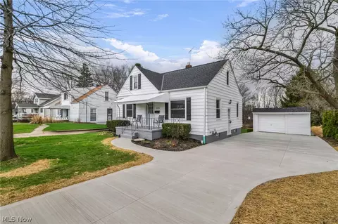 30646 Lorain Rd, North Olmsted, OH 44070