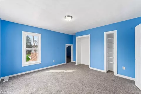 Bedroom - 563 Geneva Ave, Struthers, OH 44471 photo 1 of 4