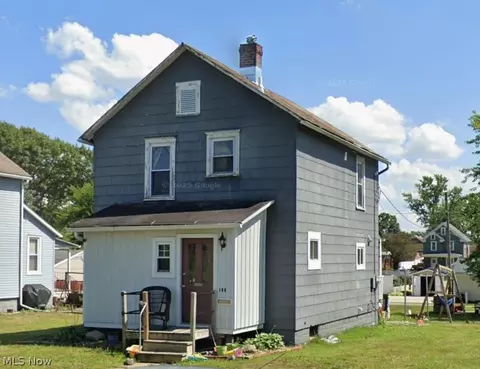 166 E Michigan Ave, Sebring, OH 44672