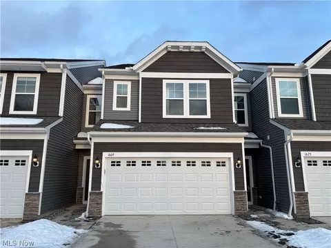 1669 Merlot Ln, Westlake, OH 44145