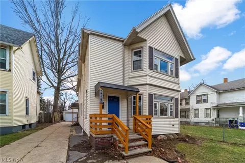 2723 Marvin Ave, Cleveland, OH 44109