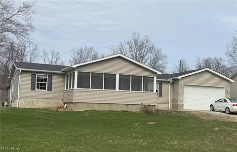 16525 Heron Rd, Senecaville, OH 43780
