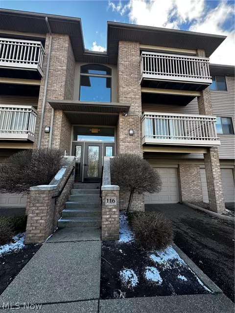 3800 Rosemont Blvd #116 C, Fairlawn, OH 44333